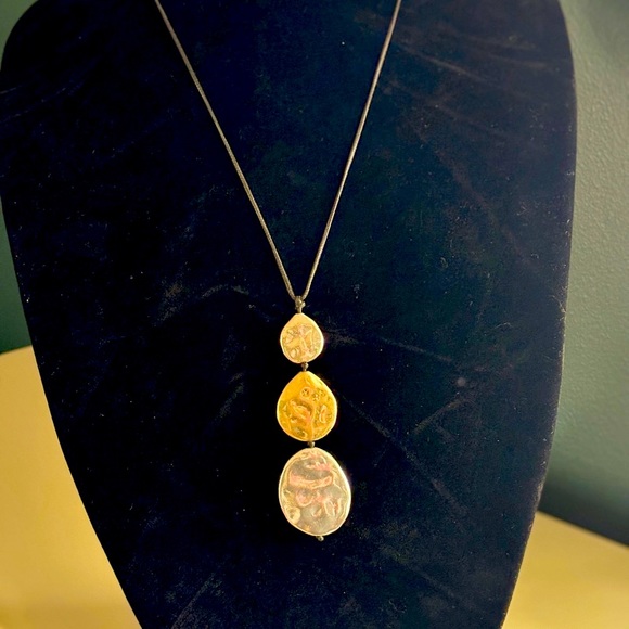 Large bead multi lengths necklace on black leather - Picture 2 of 2